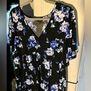 Torrid 2 Floral Top